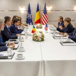 nicusor dan in discutii cu observatorii nato din congresul sua despre securitatea la marea neagra trump face show in turcia poate ne retragem complet din europa daca summit ul nu era la 6a4d22d30d644