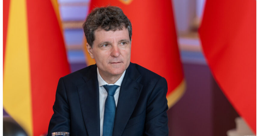 nicusor dan solutia pentru criza politica este la partide ce crede despre varianta cu patru guverne succesive 6a5907bff3fe1