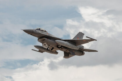 nicusor dan un avion f 16 a doborat o drona in spatiul aerian romanesc precizarile mapn 6a632a27c67c5