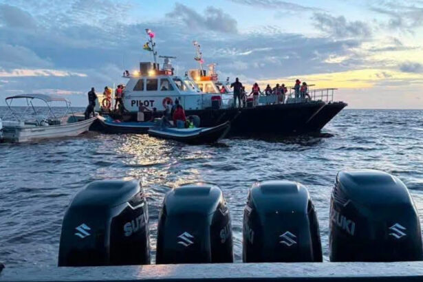 operatiune ampla de cautare in largul guyanei un feribot cu 133 de oameni la bord a naufragiat 53 de persoane au fost salvate 6a5ce84b9e536