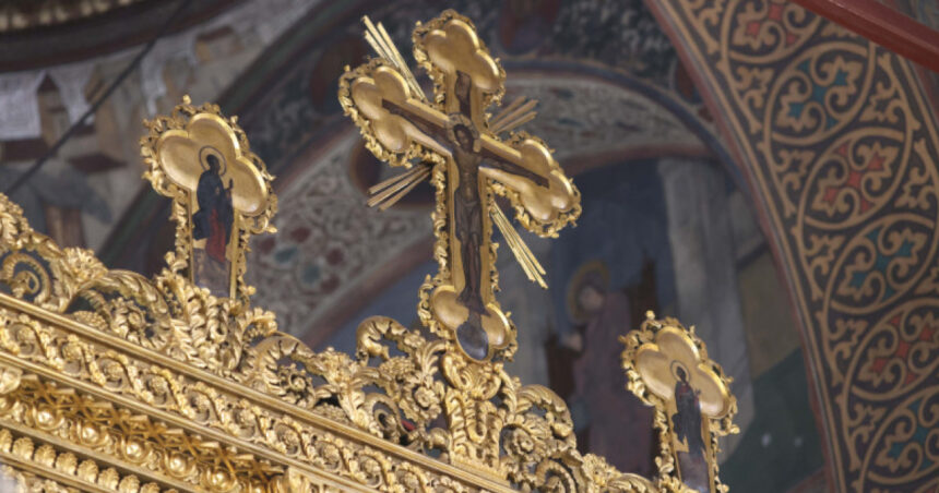preot din topoloveni suspendat de la slujire si cercetat disciplinar dupa ce a preluat conducerea filialei locale a psd 6a622ad133d3e