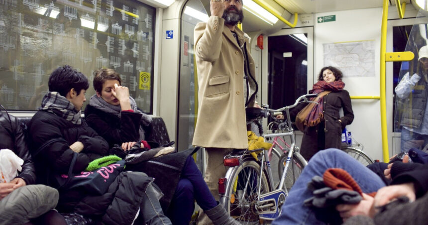proiect pilot lansat de metrorex pentru posesorii de biciclete si trotinete ce reguli trebuie sa respecte pentru a calatori cu metroul 6a50c13d86240