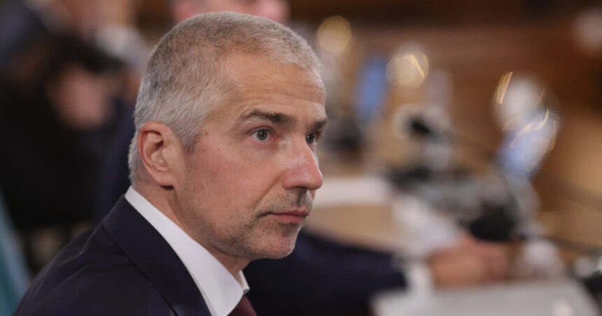 radu marinescu fostii parteneri de coalitie cauta doar sa mentina starea de interimat fiecare zi fara guvern deplin e o zi pierduta 6a491e54d1bc0