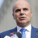 rares bogdan ii spune pe facebook lui bolojan cum trebuia sa negocieze anul trecut cu comisia europeana stii ce puteai face ilie 6a4df39dba0d8