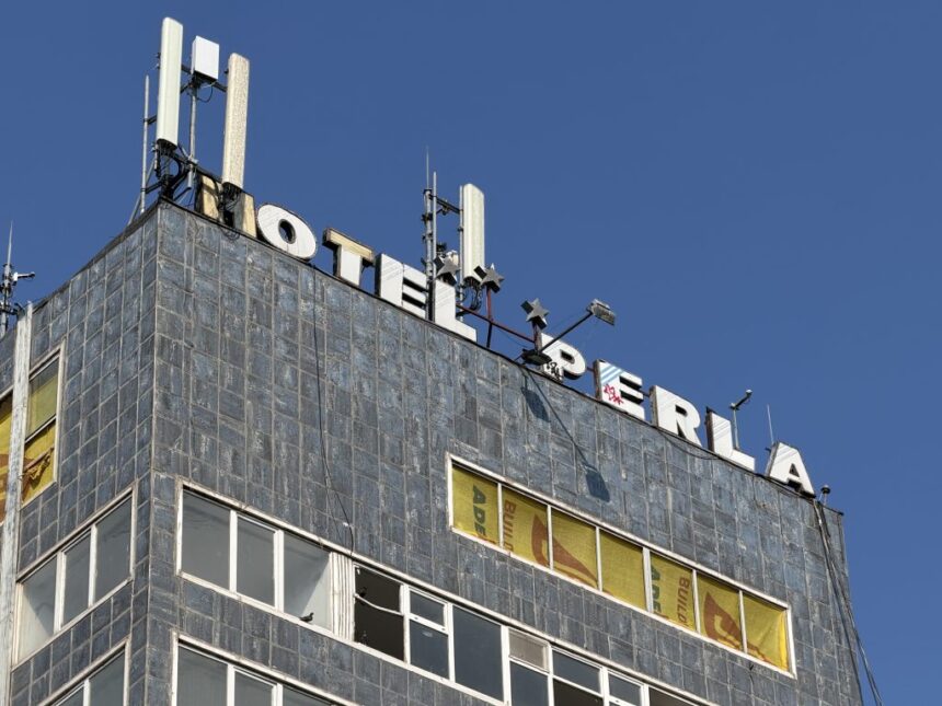 rasturnare de situatie hotelul perla din mamaia salvat de la demolare a primit aviz pozitiv pentru clasarea ca monument istoric 6a4623edaaef3