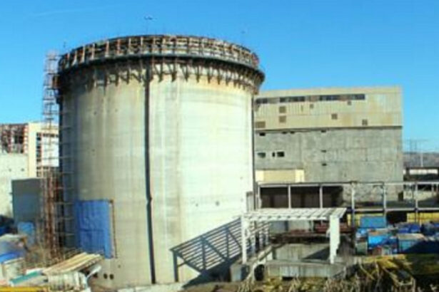 reactorul 1 de la cernavoda a fost oprit din cauza secetei si a nivelului scazut al dunarii exista riscul opririi si reactorului 2 6a6874a939558