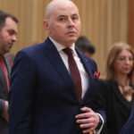replica pentru sorin grindeanu de la vicepresedintele pnl alexandru muraru criza in care ne aflam poarta semnatura psd 6a4bf288822b3