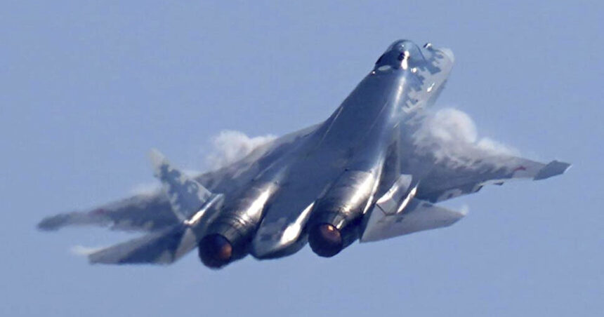 rusia a mobilizat cel mai nou avion su 57 pentru a apara rafinaria de petrol din omsk dar nici acest lucru nu a contat 6a4f2932377b1