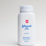 scandalul pudrei de talc 55 miliarde de dolari oferiti de producator pentru solutionarea proceselor 6a691a09f1a7c