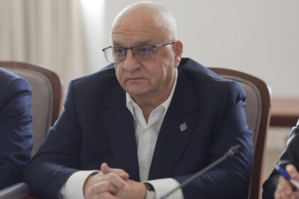 stroe psd bolojan transformat in mesia fara bani pentru pensionari si medici dar s au gasit 500 000 de euro pentru un ong abia infiintat 6a58eb37ccc2e