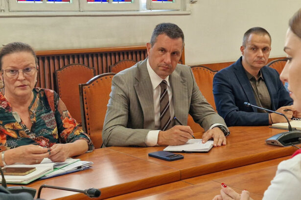 tanczos barna programul pentru repornirea sistemului national antigrindina poate fi aprobat doar de un guvern cu puteri depline 6a4e1454c5c77