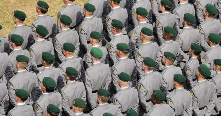 tara ue care se inarmeaza masiv dar in care tot mai multi tineri refuza serviciul militar ce este obiectia de constiinta 6a55f1c08947a