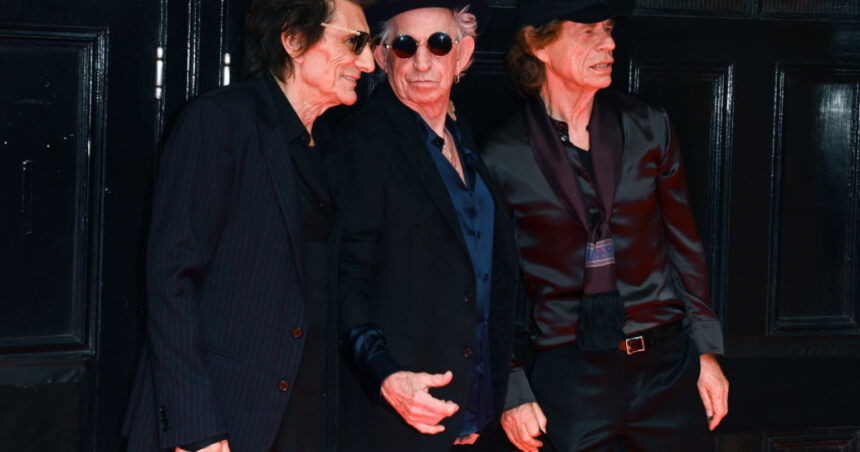 the rolling stones egaleaza un record istoric al beatles noul album foreign tongues a ajuns pe primul loc in marea britanie 6a5a811eb5708