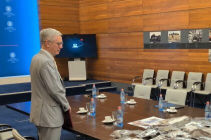 toiu l a chemat in tara pe ambasadorul romaniei la moscova de fata cu ambasadorul lipaev mae a expulzat un diplomat al rusiei 6a675daad137f