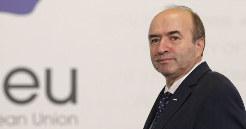tudorel toader legea integritatii nu era neconstitutionala a picat la senat pentru ca sunt interese de toate felurile 6a6ba49a0a6c1