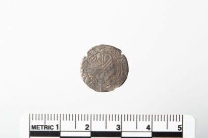 un nasture gasit pe un camp s a dovedit a fi o moneda rara din timpul ultimului rege viking al norvegiei 6a550675c24ef
