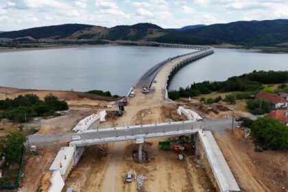 video inca o amanare pe autostrada transilvaniei cu cat intarzie deschiderea lotului chiribis suplacu de barcau 6a5907730e949
