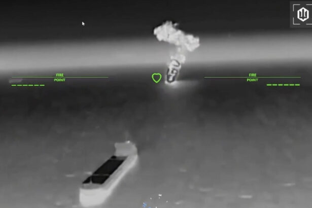 video momentul in care dronele isi ating tinta ucraina anunta ca a lovit 21 de nave si 53 de tinte militare in trei zile 6a4ebc0ea8633