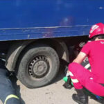 video o femeie cu copilul in brate lovita de un camion in localitatea ieseana mosna 6a5babc3c7868