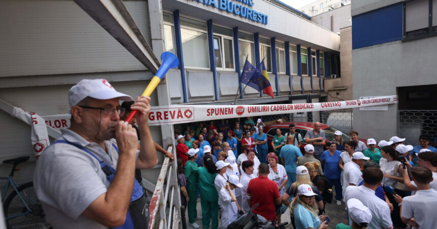 video proteste in sute de spitale din romania cadrele medicale ameninta cu greva generala din 28 iulie 6a5dccda159c5