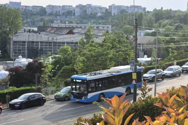 video situatia ct bus sub lupa se negociaza salariile urmeaza o noua restructurare a personalului tesa si se cauta mecanici 6a46829e365e0