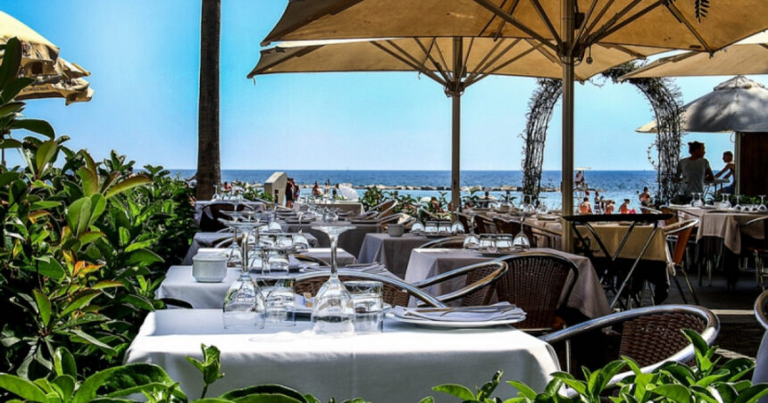 amenzi de peste jumatate de milion de lei pe litoral ansvsa a suspendat activitatea a sapte restaurante si magazine alimentare 6a71b9da921a7