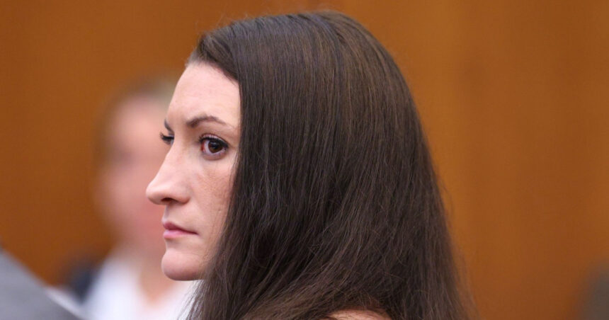 americanca lindsay clancy si a ucis copiii de ce atat de multe mame ii iau apararea 6a8aca100f1ff
