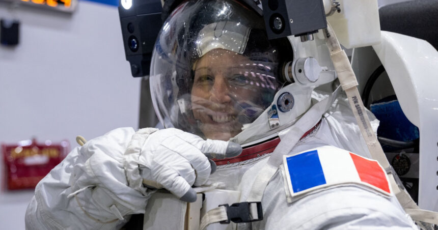 astronauta franceza sophie adenot va realiza o a doua iesire extravehiculara pe orbita o adevarata aventura in cadrul unei aventuri 6a8d49b67d004
