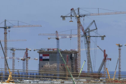 bauturi alcoolice pe santier compania rusa care construieste centrala nucleara de la paks acuzata de nereguli grave in egipt 6a82cba0a00e9