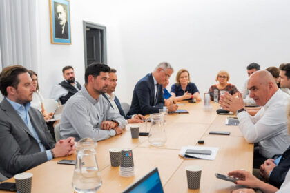 bolojan intalnire cu liderii pnl din sectoarele capitalei partidul trebuie sa fie prezent in comunitate permanent 6a8ca142b2d06