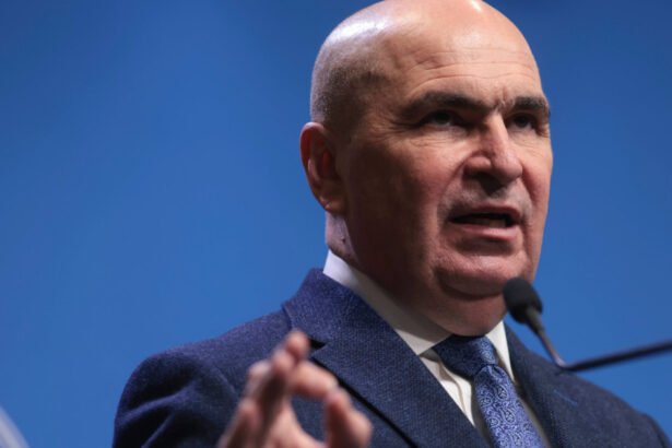 bolojan reactie in scandalul pahontu evaluarea sa se faca administrativ premierul sustine limitarea mandatelor sefilor de servicii 6a9164e3e5163