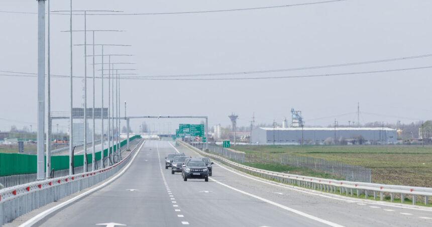 ce rol au lamelele verzi pe care le vezi pe autostrada detaliul important pentru siguranta soferilor 6a87e7c29d503
