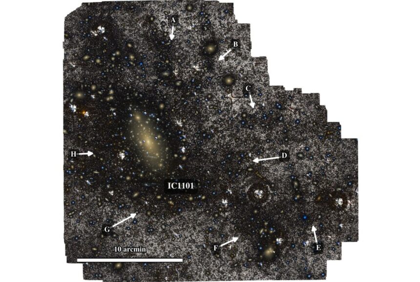 cea mai mare galaxie din univers este chiar mai mare decat se stia si continua sa creasca 6a71904b14811