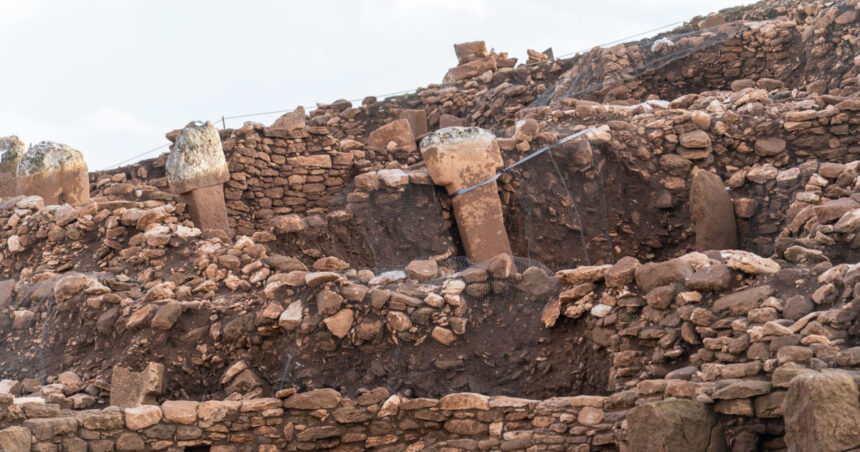 ceva ce nu s a mai vazut pana acum arheologii au descoperit in turcia o statuie unica veche de 11 000 de ani 6a92cb7d4613e