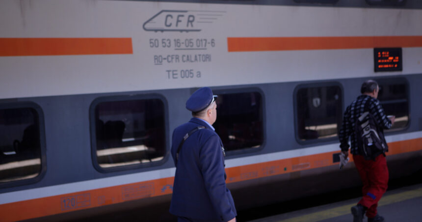 cfr sa risca sa nu mai poata plati salariile angajatilor blocajul administrativ ar putea perturba transportul feroviar 6a7eb65133481