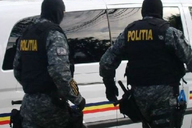 cinci persoane intre care un politist arestate dupa jafuri de 900 000 de euro in timisoara printre victime un deputat si doi medici 6a8609a5c2545