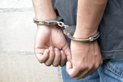 cinci suspecti din dosarul de infractiuni cu violenta savarsite de o grupare din braila au fost arestati preventiv 6a6da235107ae