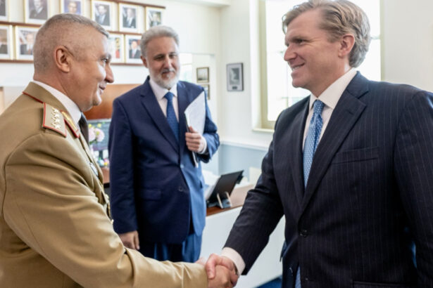 consilierul pe securitate nationala de la cotroceni si seful armatei au fost primiti la pentagon mesaj privind nato 3 0 6a71c7eab3e4c