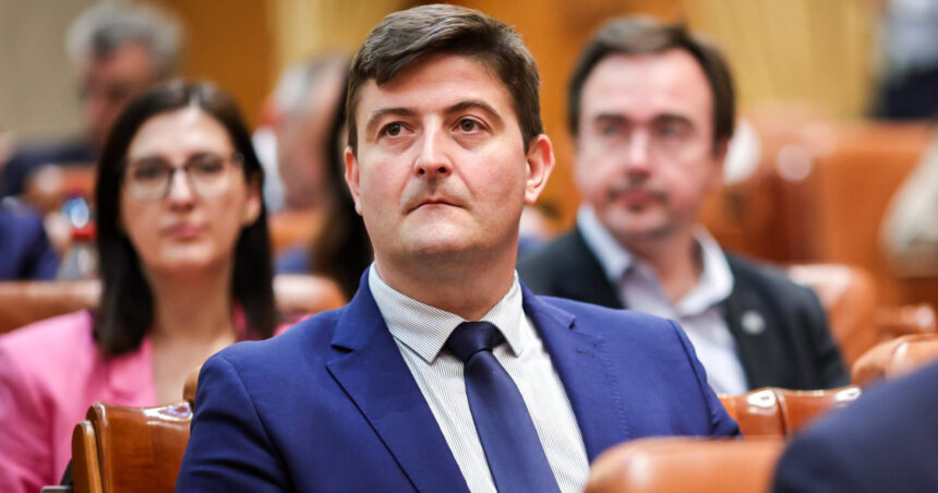 controversa noii legi a partidelor de ce acuza usr ca aep primeste puteri depline asupra infiintarii si dizolvarii formatiunilor 6a8ae631059f1