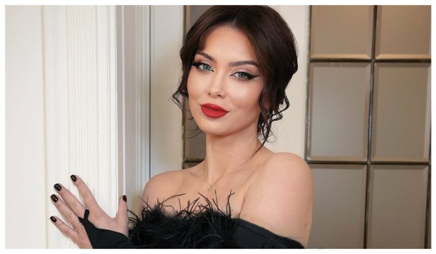cum arata anca dumitra pe plaja imagini rare cu actrita din las fierbinti si fiul ei 6a7f6009b6be2