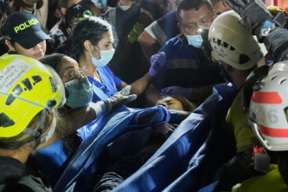 cutremur in columbia femeia care a supravietuit 37 de ore sub daramaturi a murit la spital as vrea ca totul sa se termine repede 6a80c7240da9d