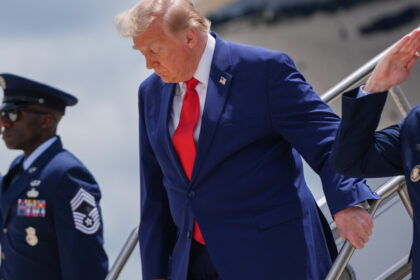 donald trump ar putea declansa scanteia celui de al treilea razboi mondial ce i a enervat pe iranieni incat au spus asta 6a722e0ac2a06