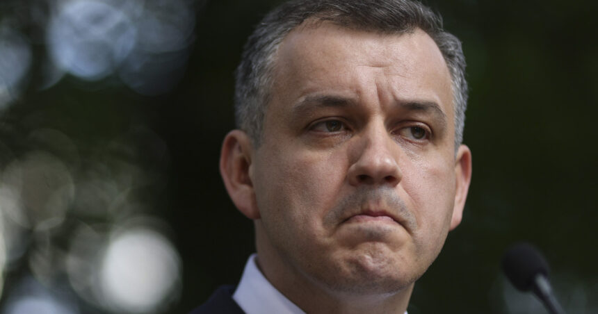 eugen tomac spune ca o majoritate parlamentara va fi generata de un dialog intens partidele trebuie sa fie mult mai flexibile 6a805c8585d61