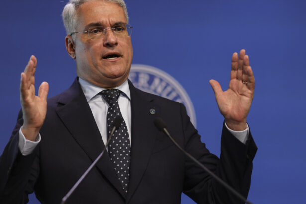 exclusiv legea salarizarii a esuat pislaru spune cum s a ajuns aici psd si a facut calcule electorale vor sa vina sa dea ei nu bolojan 6a900d7c85080
