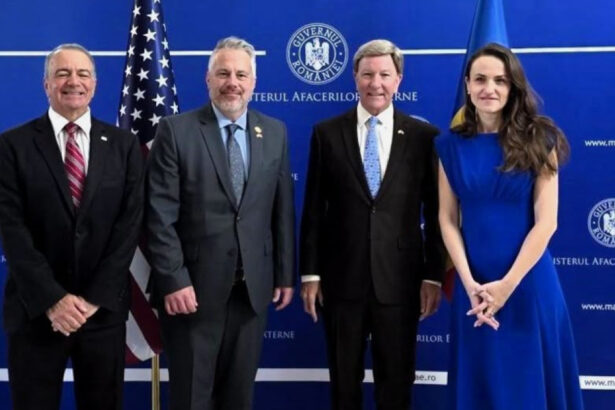 exclusiv romania incearca sa convinga sua sa pastreze trupele in tara oana toiu americanii se uita la contributia fiecarui stat 6a9326e3094f3