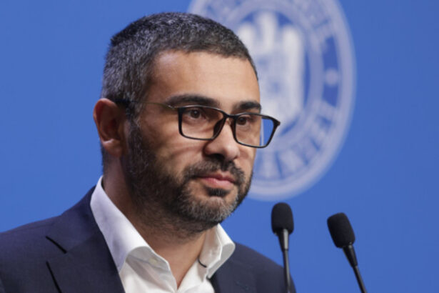 florin manole ministerele muncii sanatatii si educatiei sa se puna de acord pe o varianta imbunatatita a legii salarizarii 6a7b79fc23e59