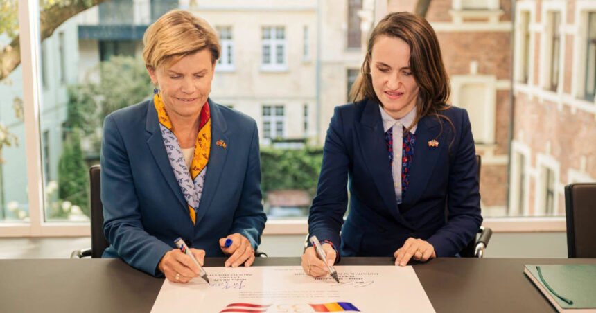 foto ministra oana toiu a inaugurat sediul ambasadei romaniei la riga intr un an aniversar pentru relatiile bilaterale 6a91ce59b68c5