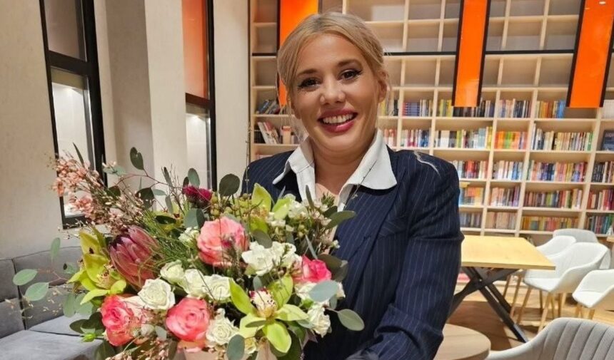 imagini cu anisia gafton insarcinata in 8 luni detaliul pe care l au observat fanii nu mi vine sa cred 6a844a96ac80c