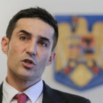 manda catre bolojan poate ca este timpul sa faceti si dumneavoastra un sacrificiu plecati 6a7f6eddd17b9