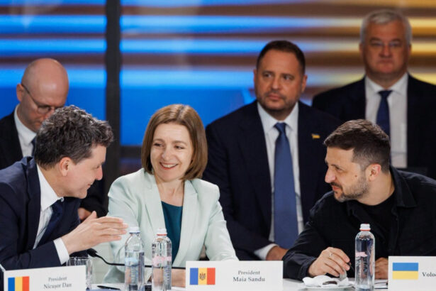 nicusor dan vizita in republica moldova se va intalni cu maia sandu si volodimir zelenski 6a8fb863b3539